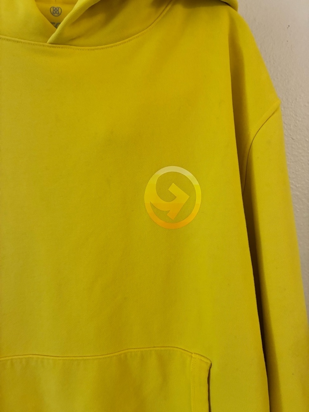 G/FORE Men's Gradient Circle G's Oversized Hoodie in Cyber Yellow Size L - Picture 3 of 8